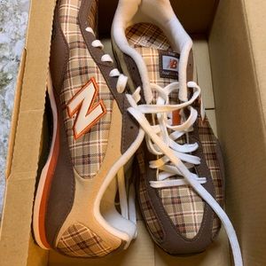 BRAND NEW SOLD OUT EVERYWHERE NEW BALANCE SNEAKERS